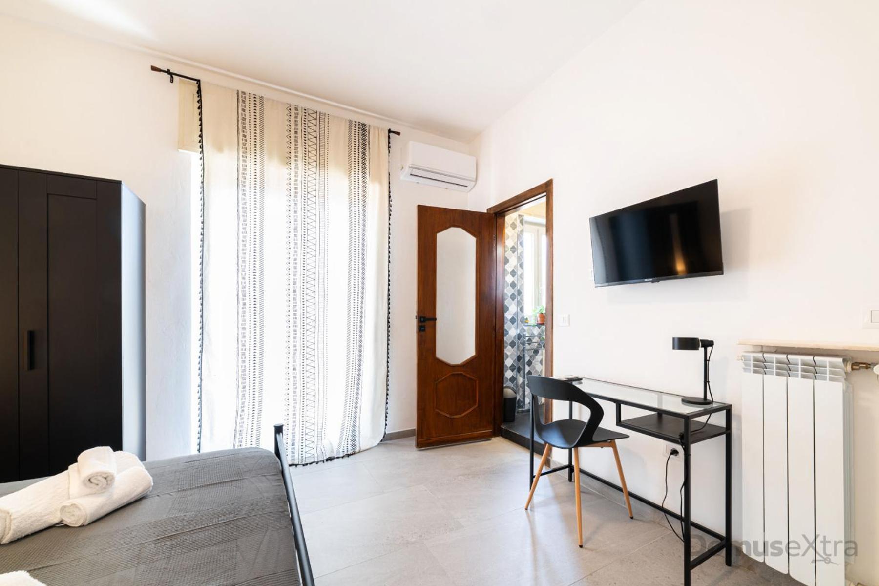 Clara Domus By Domusextra Apartment Наполи Екстериор снимка