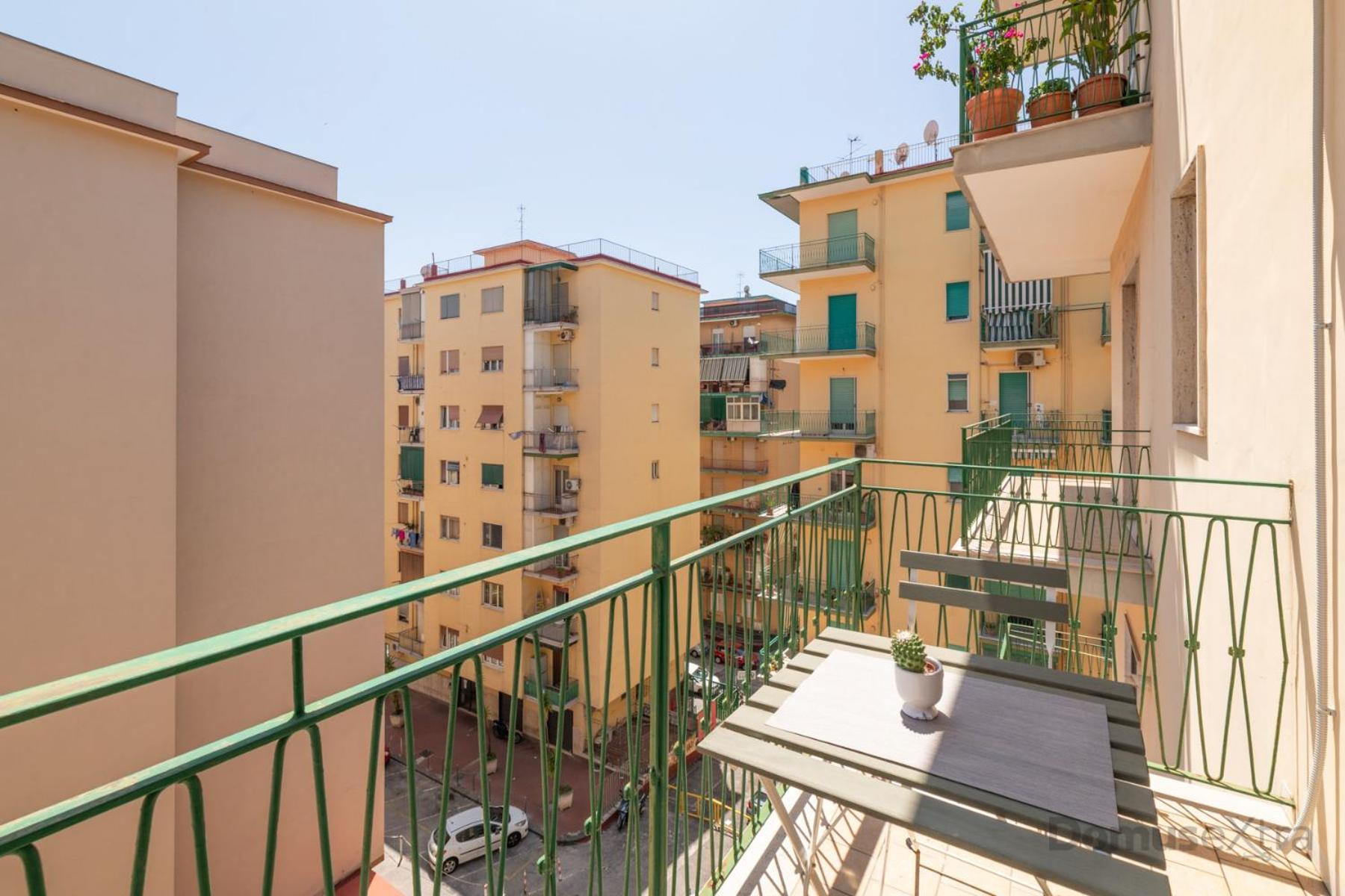 Clara Domus By Domusextra Apartment Наполи Екстериор снимка