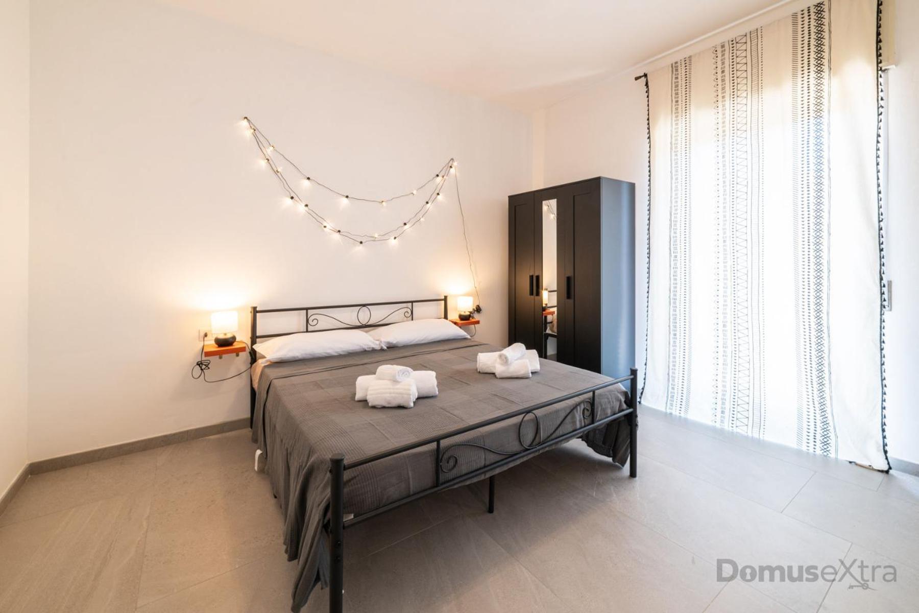 Clara Domus By Domusextra Apartment Наполи Екстериор снимка