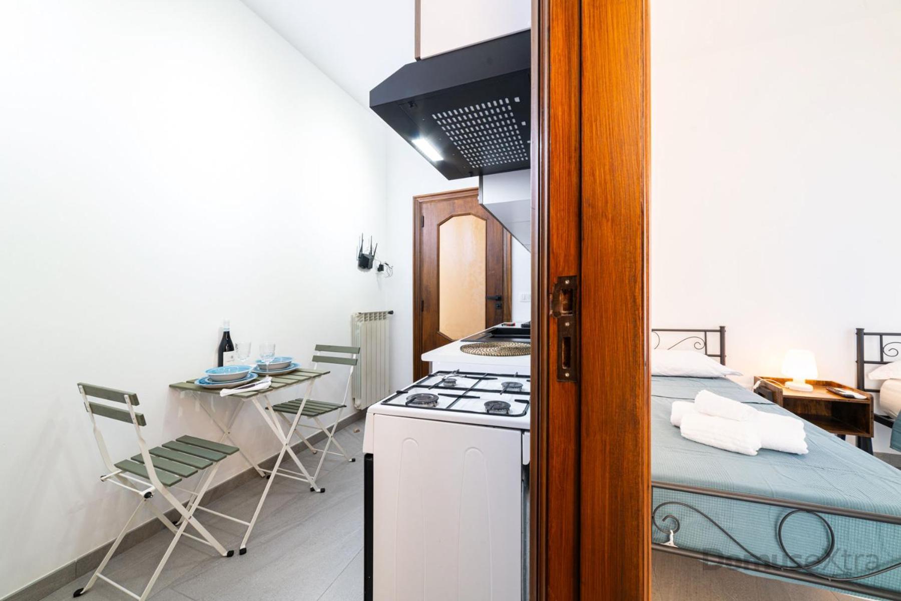 Clara Domus By Domusextra Apartment Наполи Екстериор снимка