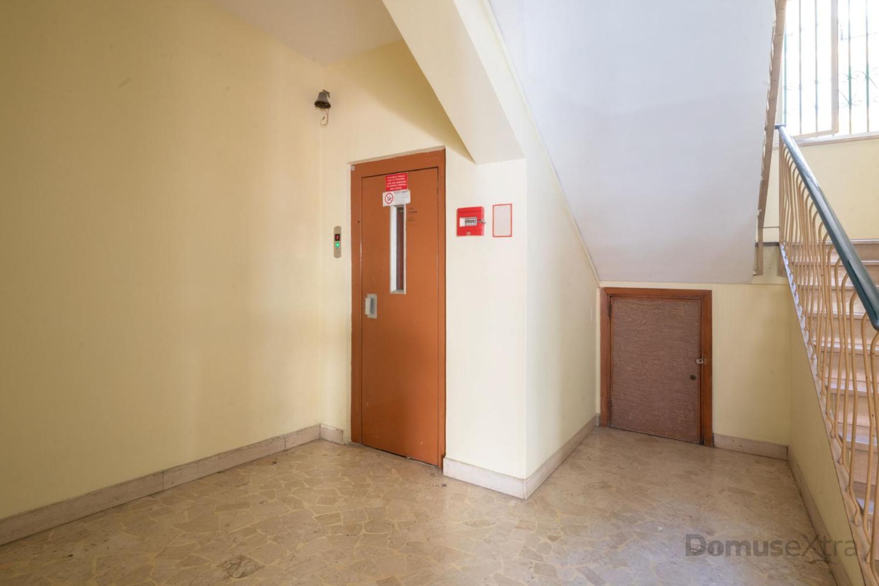 Clara Domus By Domusextra Apartment Наполи Екстериор снимка