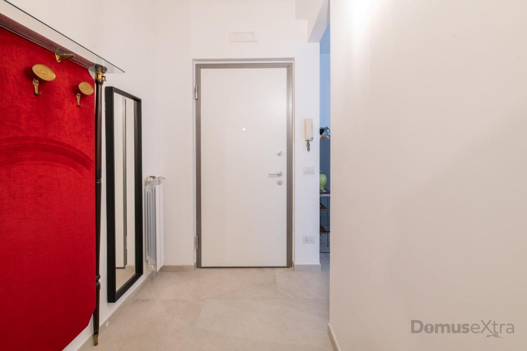 Clara Domus By Domusextra Apartment Наполи Екстериор снимка